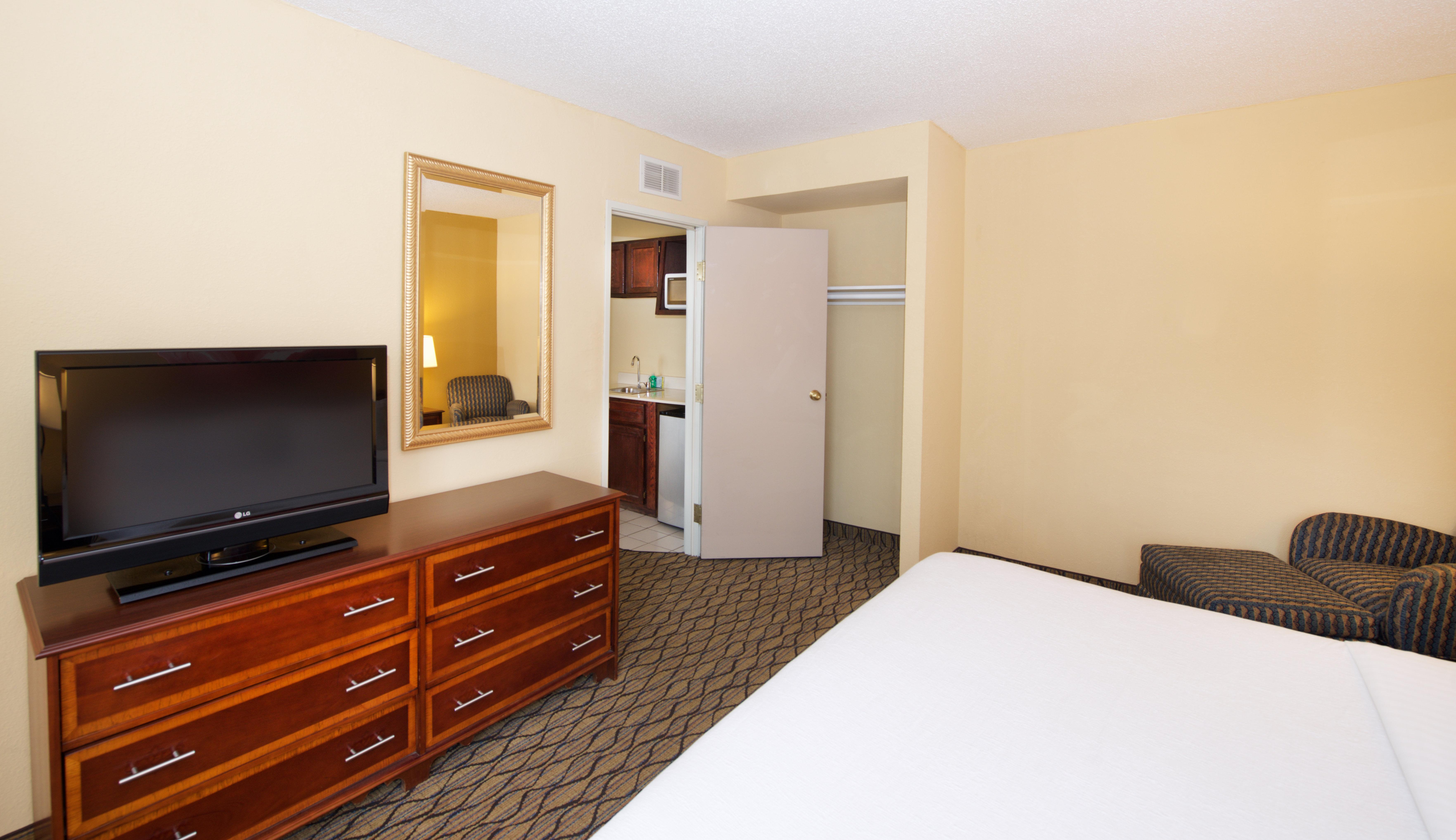 Holiday & - Downtown, An Ihg