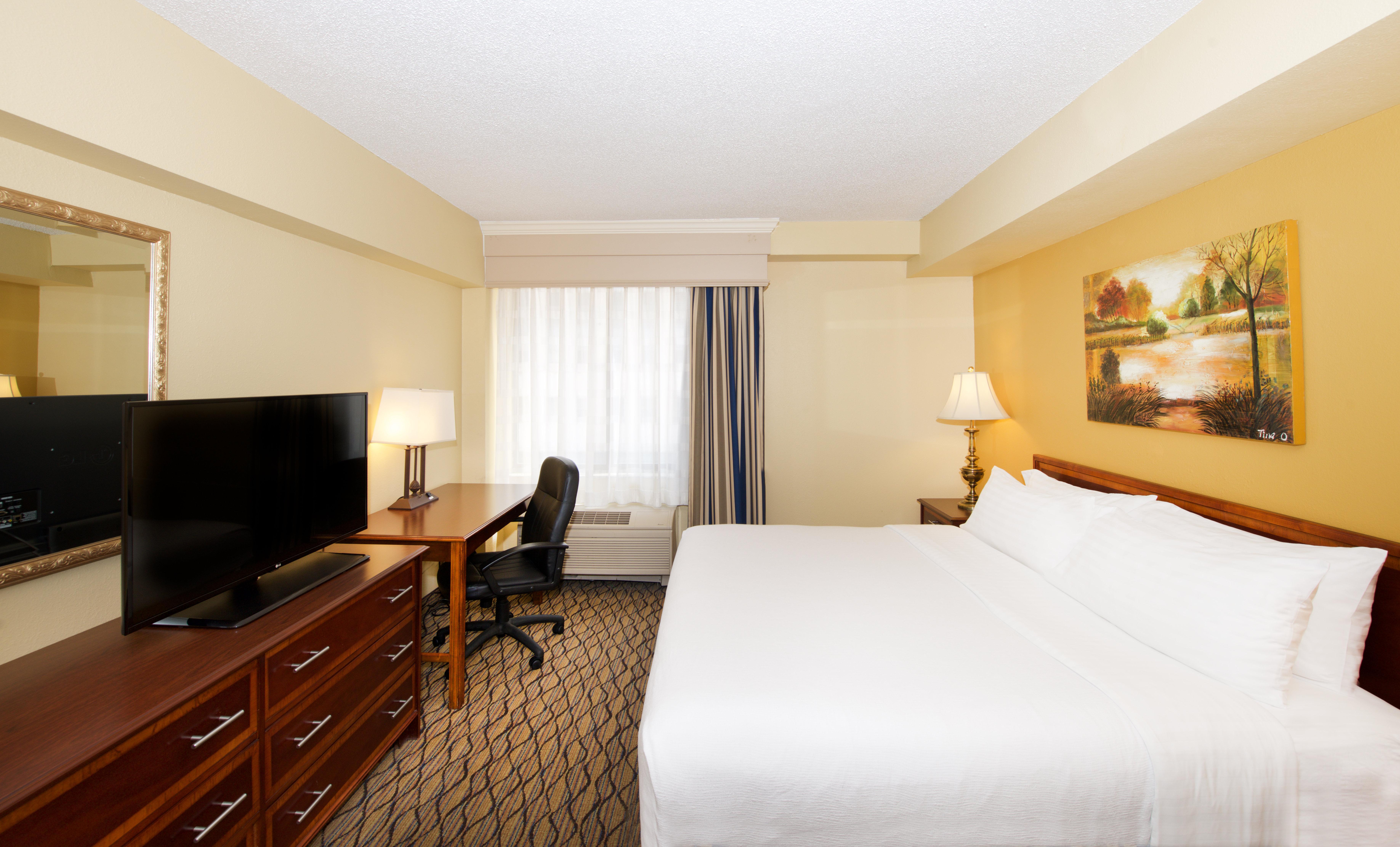 & - Downtown, An Ihg Chicago